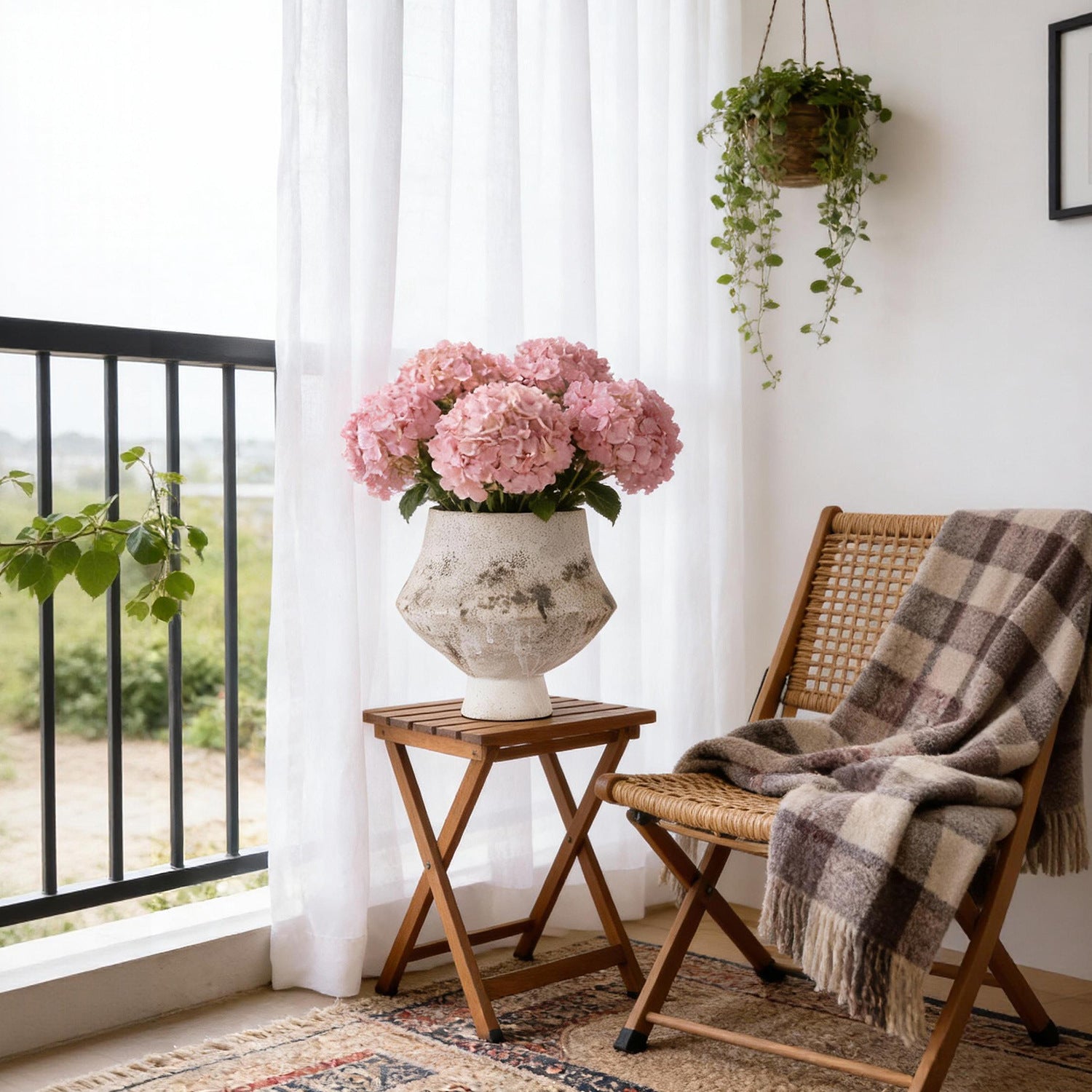 Vintage Style Ceramic Vase - Handcrafted Vintage Style Dried Flower Zen Decor, Art Craft, Home Decoration, Three-Dimensional Artwork