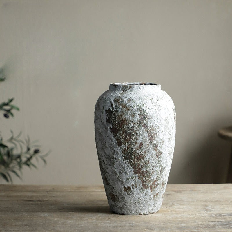 Rustic Farmhouse Terracotta Vase, Wabi-Sabi Retro Ceramic Rough Pot, Country Cottage Dried Flower Vase for Tabletop Shelf Decor