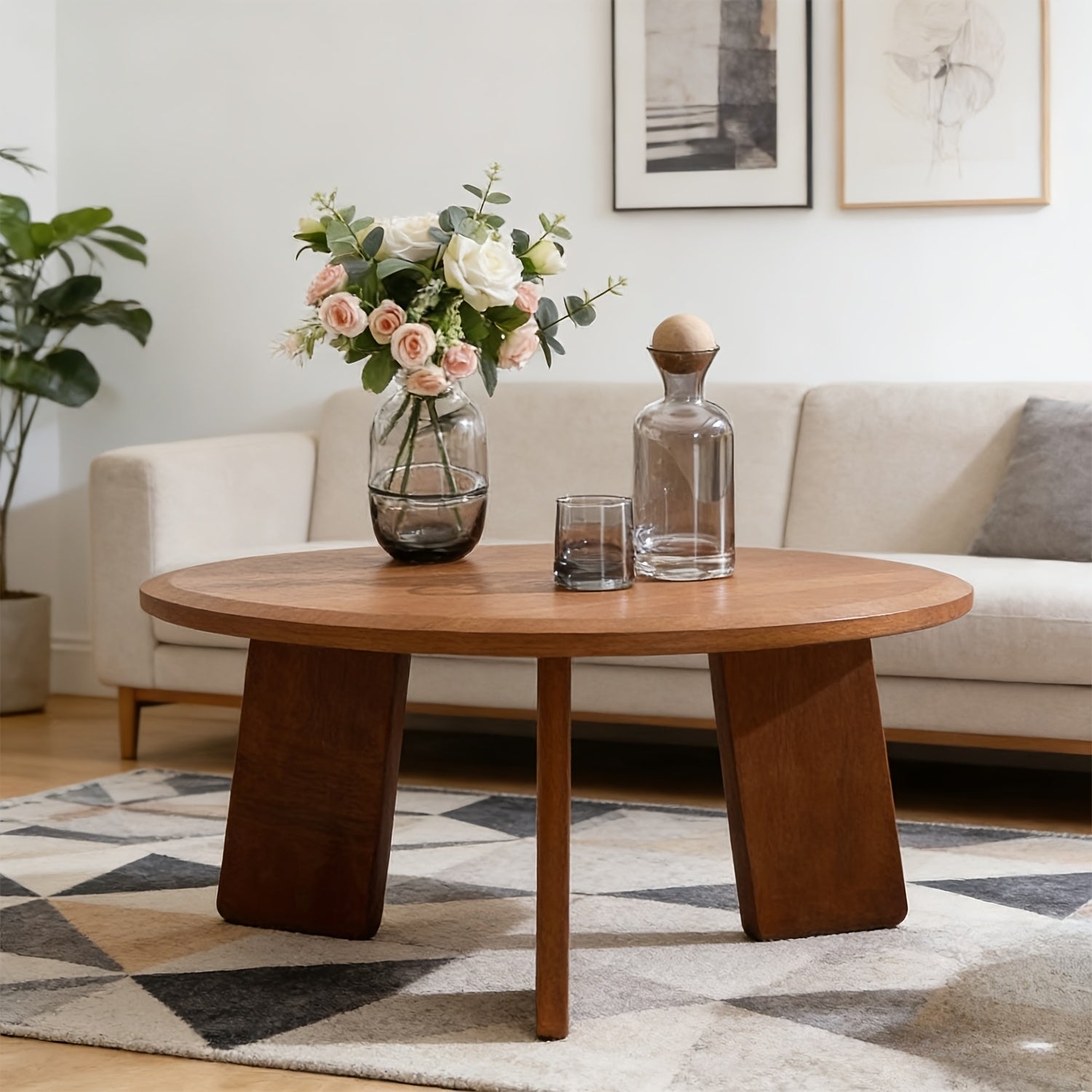 16 Inches Cute Wooden 1Pc Classic Round Coffee Table, Suitable for Living Room, Home Decoration, Balcony